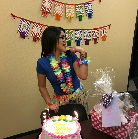 Meet your Posher, Angelica - Picture 3 of 4